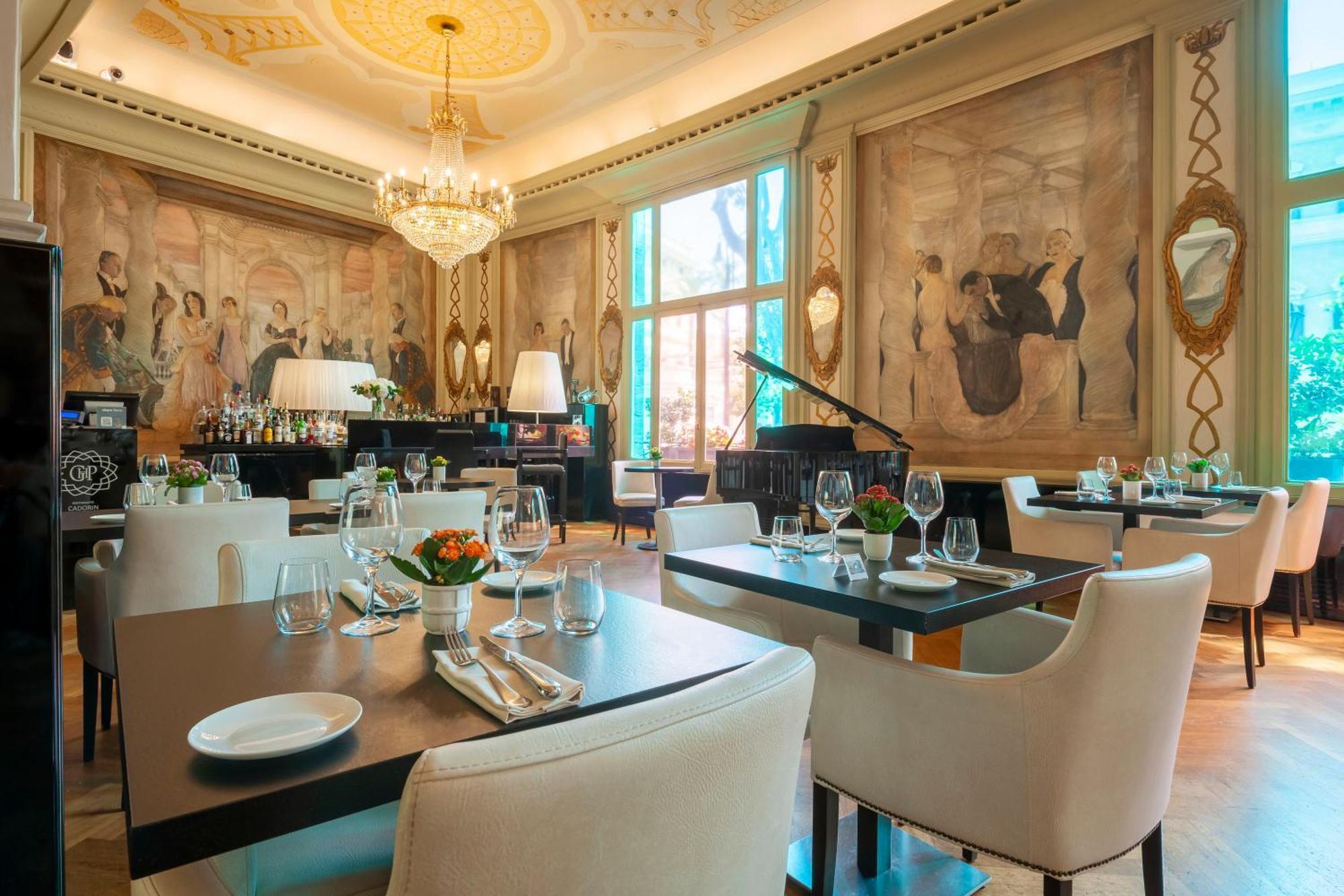 Grand Hotel Palace Rome Exterior photo