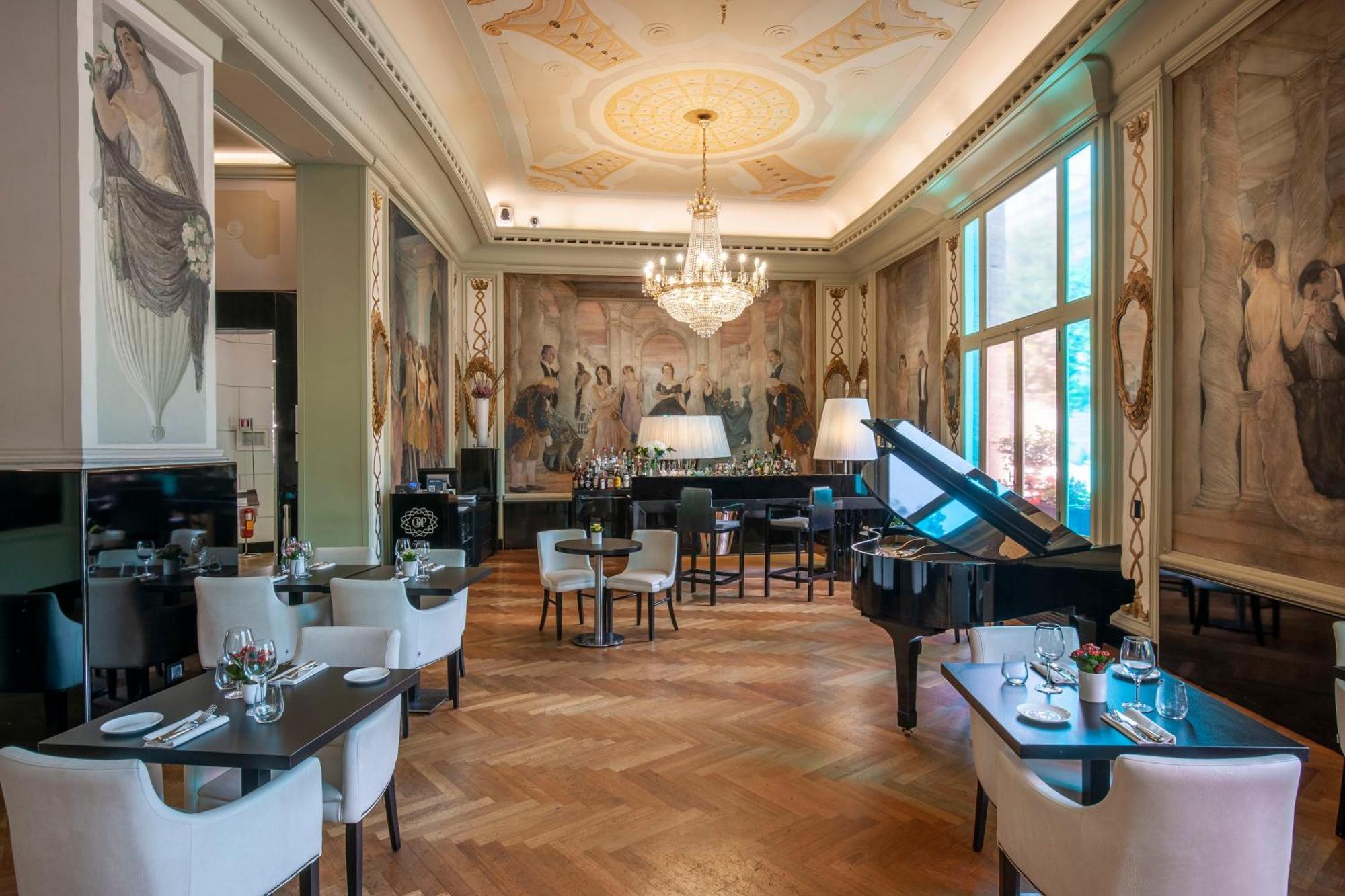 Grand Hotel Palace Rome Exterior photo